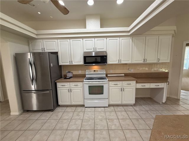 24 Ipomoea Court, Homosassa, FL 34446