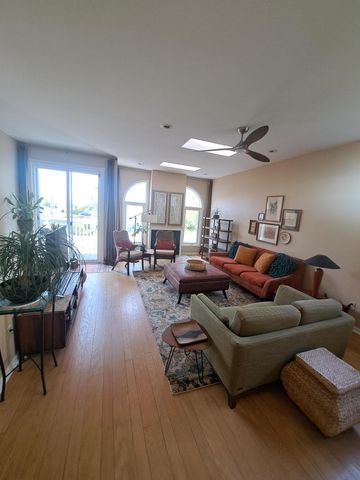 7205 Locust Avenue, Gary, IN 46403
