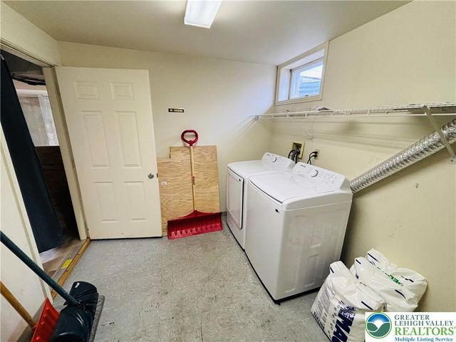 203 East Emmaus Avenue, Salisbury Twp, PA 18103