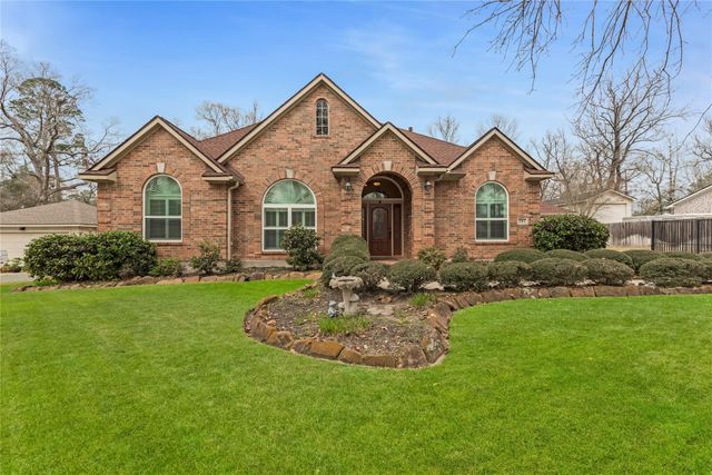 2313 Carriage Run E, Conroe, TX 77384