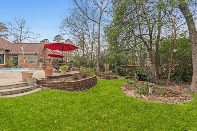 2313 Carriage Run E, Conroe, TX 77384