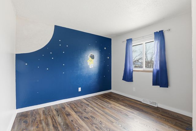 3643 IVY AVE, Rapid City, SD 57701