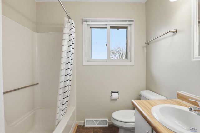 3643 IVY AVE, Rapid City, SD 57701