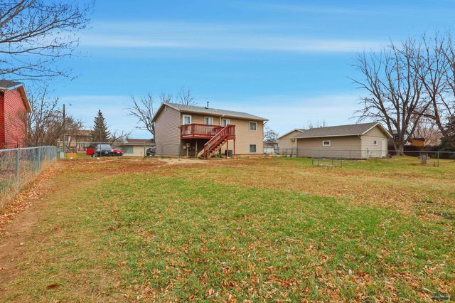 3643 IVY AVE, Rapid City, SD 57701