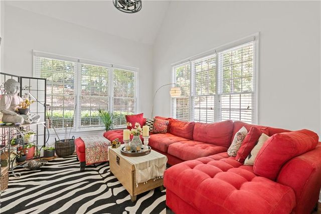 2002 Macland Square Drive 1, Marietta, GA 30064