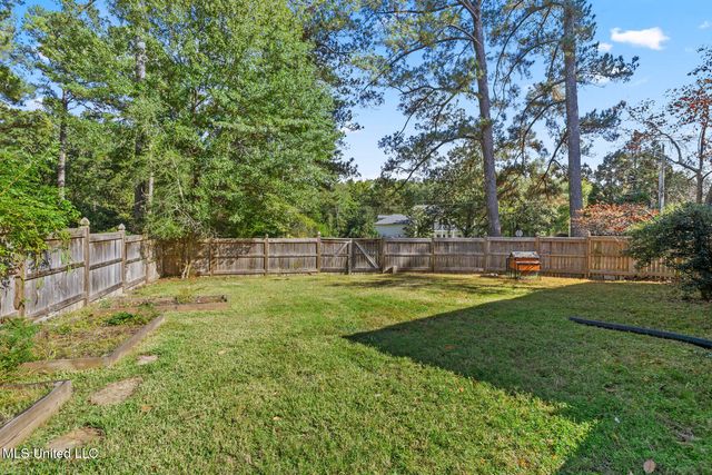 4215 Athens Drive, Jackson, MS 39211
