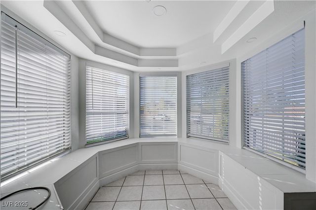 2268 Welsey Manor Drive, Las Vegas, NV 89156