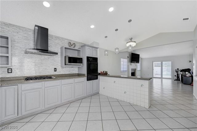 2268 Welsey Manor Drive, Las Vegas, NV 89156