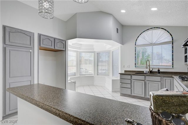 2268 Welsey Manor Drive, Las Vegas, NV 89156