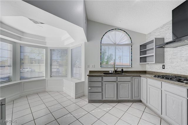 2268 Welsey Manor Drive, Las Vegas, NV 89156