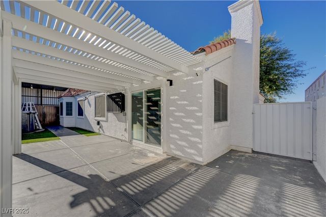 2268 Welsey Manor Drive, Las Vegas, NV 89156