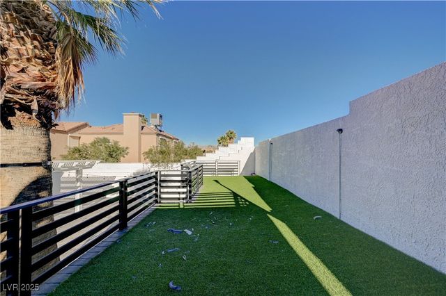 2268 Welsey Manor Drive, Las Vegas, NV 89156