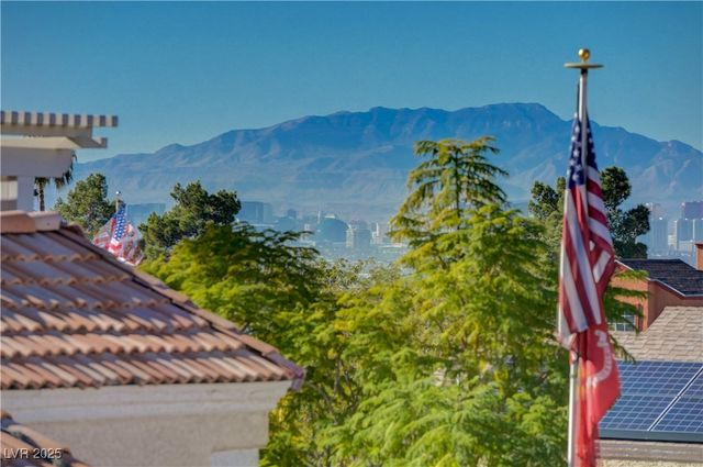 2268 Welsey Manor Drive, Las Vegas, NV 89156