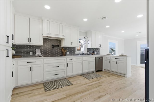 4675 Albert Road, Mounds, OK 74047