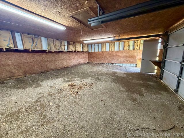 4675 Albert Road, Mounds, OK 74047