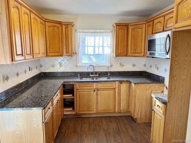 314 S 1st Avenue, Mount Vernon, NY 10550