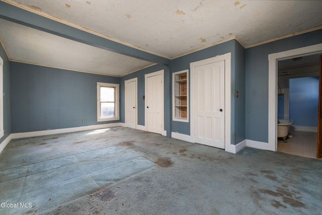 20 Walnut Street, Glens Falls, NY 12801