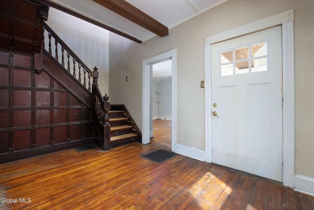 20 Walnut Street, Glens Falls, NY 12801