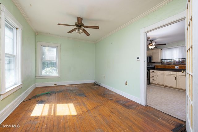 20 Walnut Street, Glens Falls, NY 12801