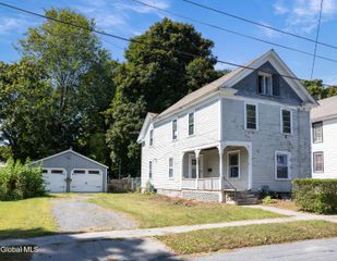 20 Walnut Street, Glens Falls, NY 12801