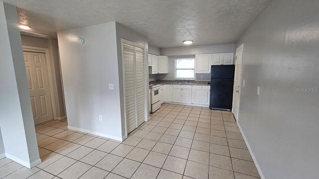10405 N JASMINE AVENUE, Tampa, FL 33612