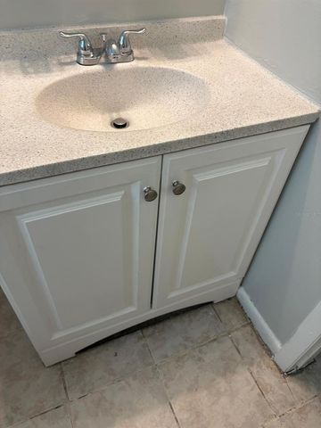 10405 N JASMINE AVENUE, Tampa, FL 33612