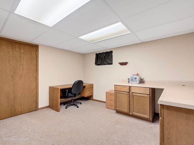 230 Plumtree Lane, West Chicago, IL 60185