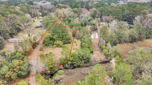 672 Main Road, Johns Island, SC 29455