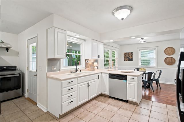 3918 Andora Avenue, Kalamazoo, MI 49006