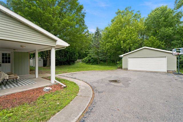 3918 Andora Avenue, Kalamazoo, MI 49006