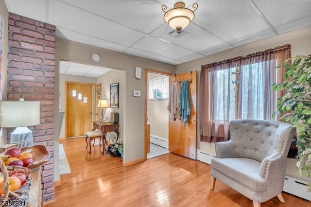 1612 W Camplain Rd, Manville Boro, NJ 08835