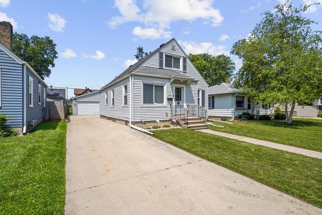 7018 31st AVENUE, Kenosha, WI 53142