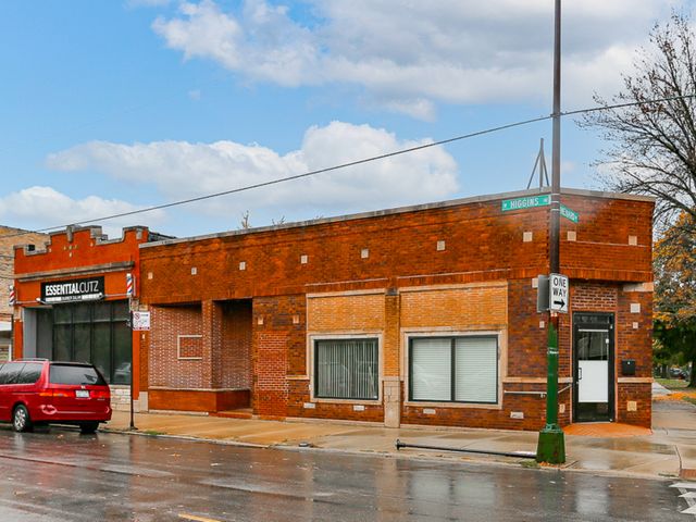 5802 W HIGGINS Avenue, Chicago, IL 60630