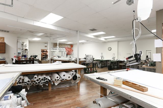 5802 W HIGGINS Avenue, Chicago, IL 60630