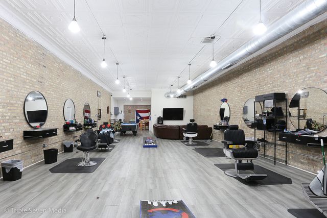 5802 W HIGGINS Avenue, Chicago, IL 60630