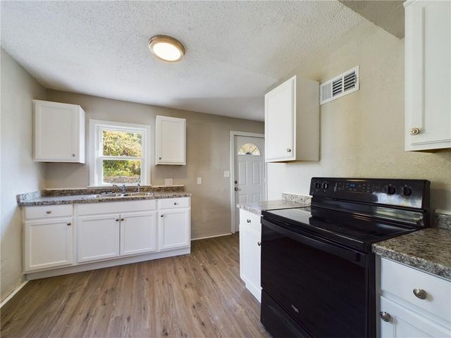 7433 Arleta Boulevard, Kansas City, MO 64132