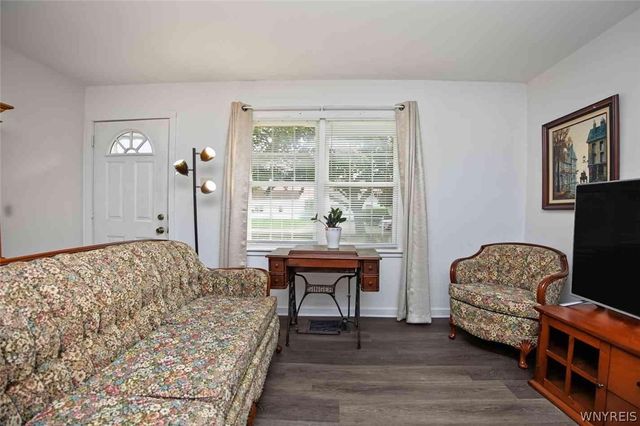 81 A Street, Niagara Falls, NY 14303