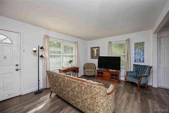 81 A Street, Niagara Falls, NY 14303
