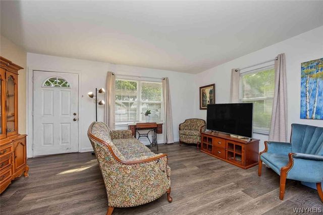 81 A Street, Niagara Falls, NY 14303
