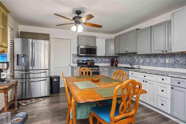 81 A Street, Niagara Falls, NY 14303