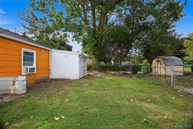 81 A Street, Niagara Falls, NY 14303