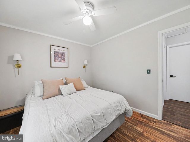 4303 LAKEVIEW PKWY, Locust Grove, VA 22508