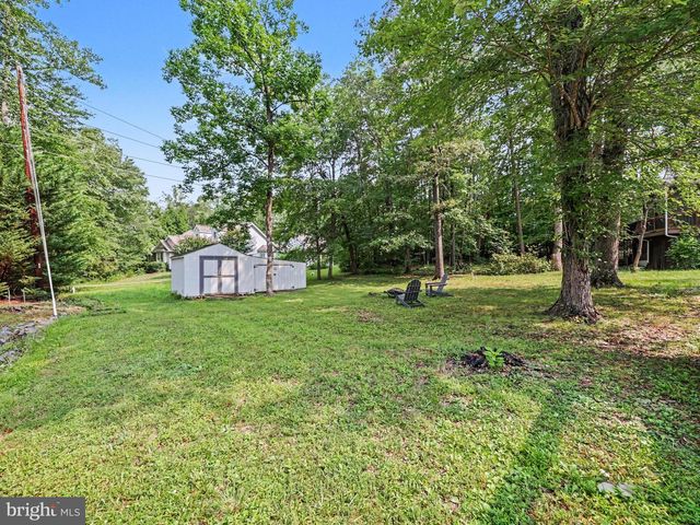 4303 LAKEVIEW PKWY, Locust Grove, VA 22508
