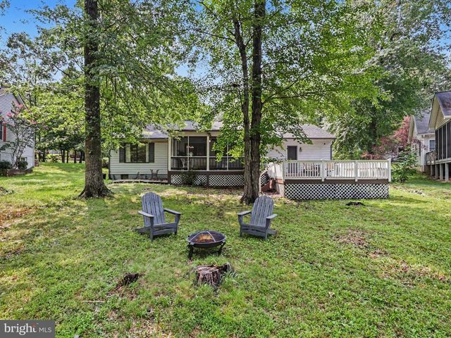 4303 LAKEVIEW PKWY, Locust Grove, VA 22508