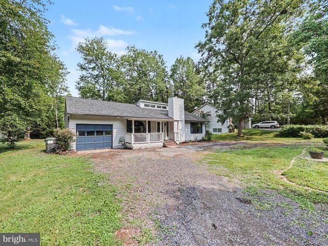 4303 LAKEVIEW PKWY, Locust Grove, VA 22508