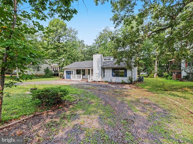 4303 LAKEVIEW PKWY, Locust Grove, VA 22508