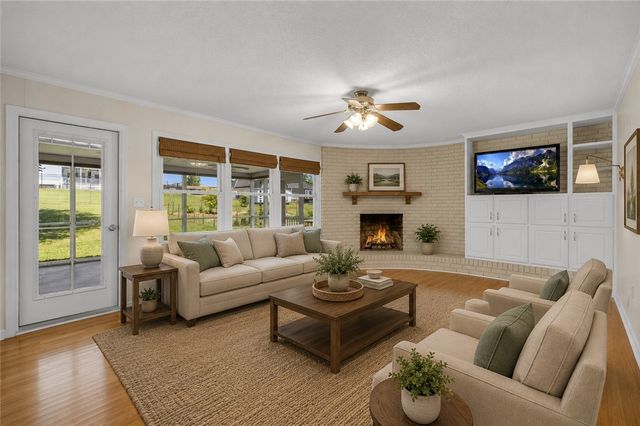 205 Meadow Lane, Easley, SC 29642