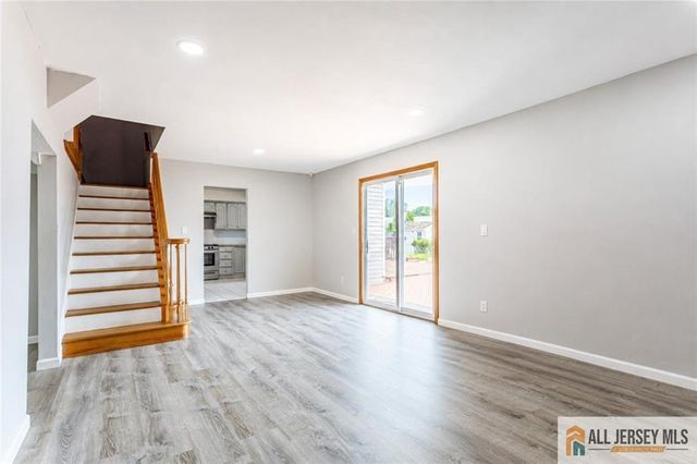 16 W Susan Street, Hazlet, NJ 07730