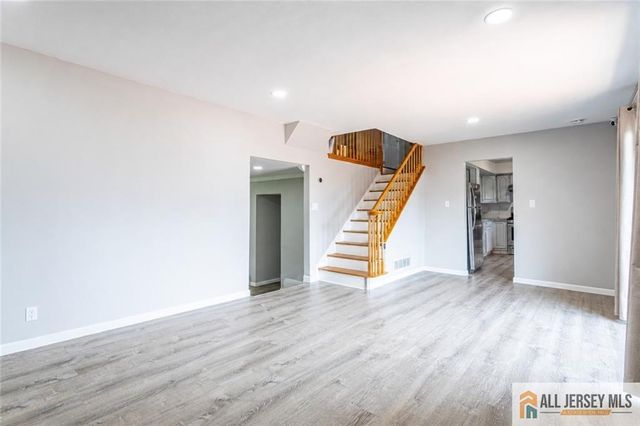 16 W Susan Street, Hazlet, NJ 07730