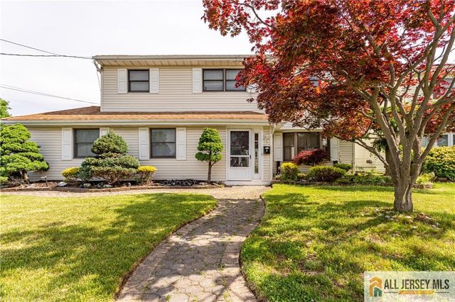 16 W Susan Street, Hazlet, NJ 07730